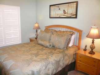 Our Florida villa near Disney has 6 bedrooms. 3 has queen beds.